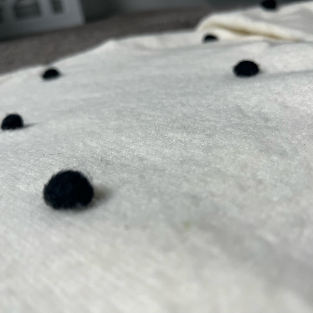 Hem & Thread Hooded Women’s Sweater Size Small White/Cream with Black Polka Dots - Picture 4 of 4